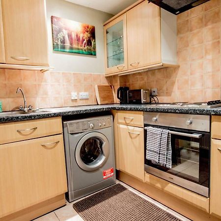 Montgomery Apartments - Crighton Эдинбург Экстерьер фото