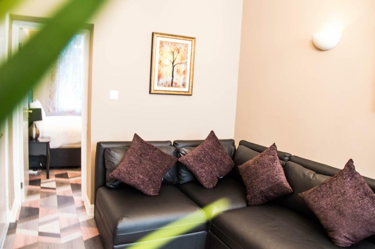 Montgomery Apartments - Crighton Эдинбург Экстерьер фото